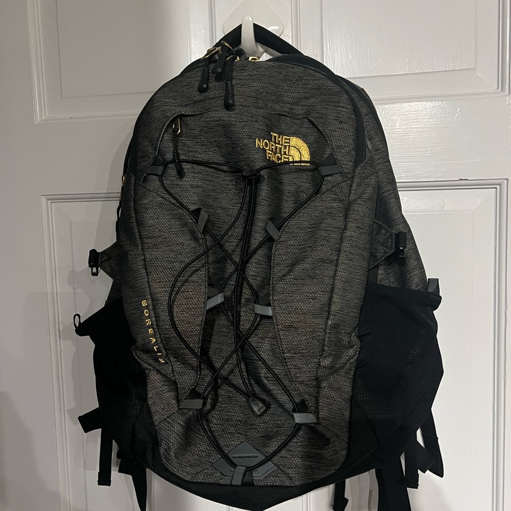 Like New North Face Borealis Backpack